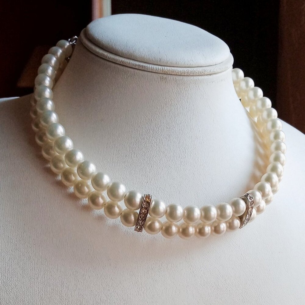 Beautiful & Elegant Double-strand Faux Pearl Necklace w/Rhinestone Spacers NWOT - Picture 7 of 11